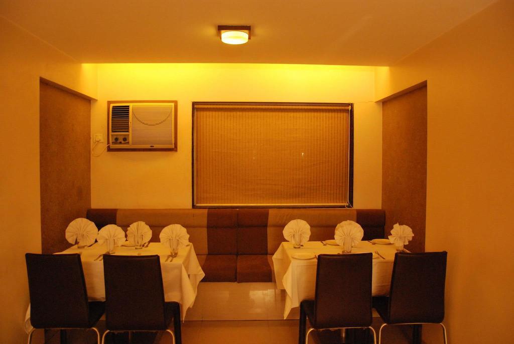 Hotel Tanish Residency Navi Mumbai Esterno foto